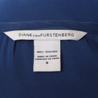 Diane Von Furstenberg Robe en soie en bleu