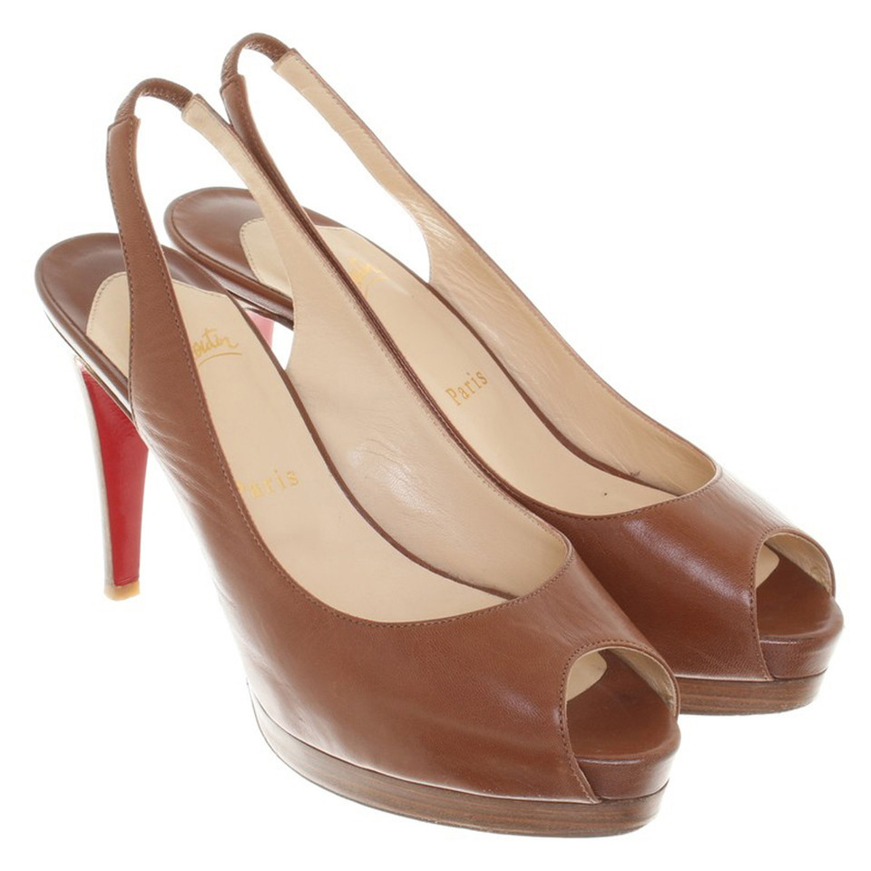 Christian Louboutin Peeptoes à Brown