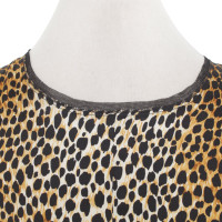 D&G top with leopard pattern