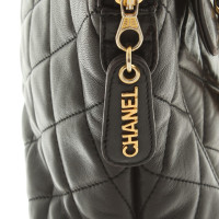 Chanel Schultertasche in Schwarz