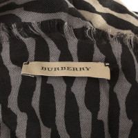 Burberry Cloth with pattern
