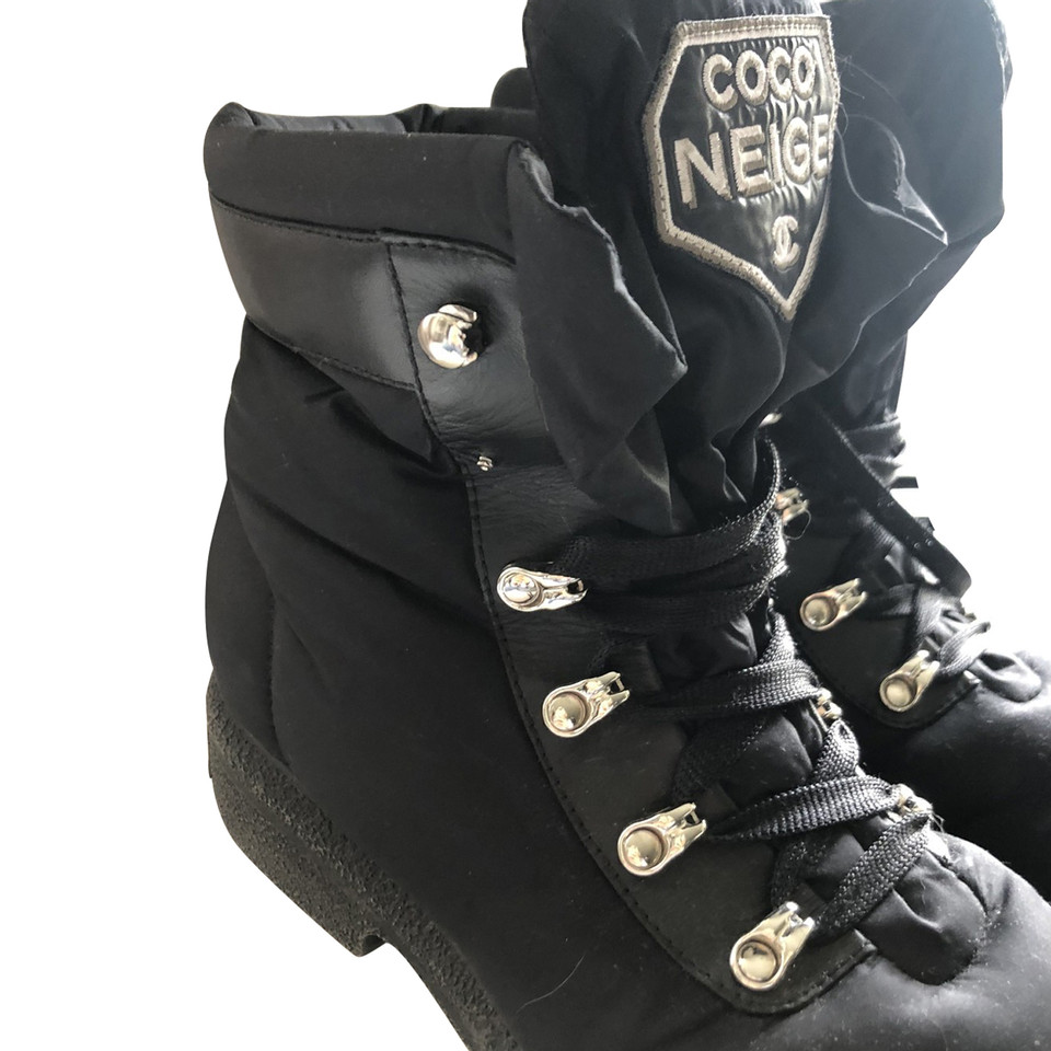 Chanel Stiefel in Schwarz