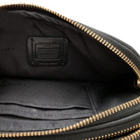 Coach Shoulder bag Leather in Black