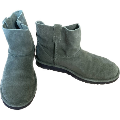 Ugg Australia Ankle boots Suede in Olive