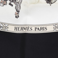 Hermès Carré with motif print
