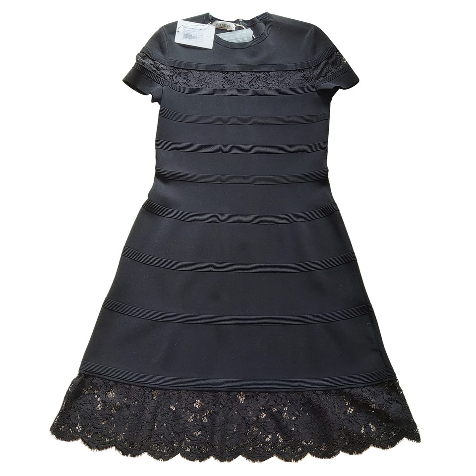 Valentino Garavani Kleid aus Viskose in Schwarz