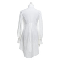 Alexander McQueen Robe en blanc