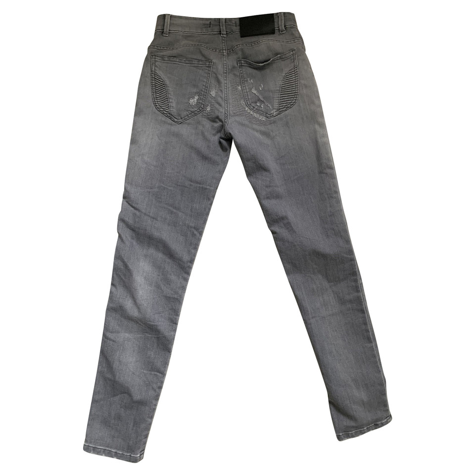 Pierre Balmain Jeans aus Jeansstoff in Grau