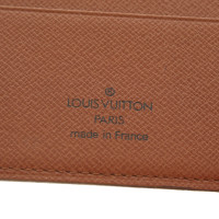 Louis Vuitton Passport-Etui aus Monogram Canvas