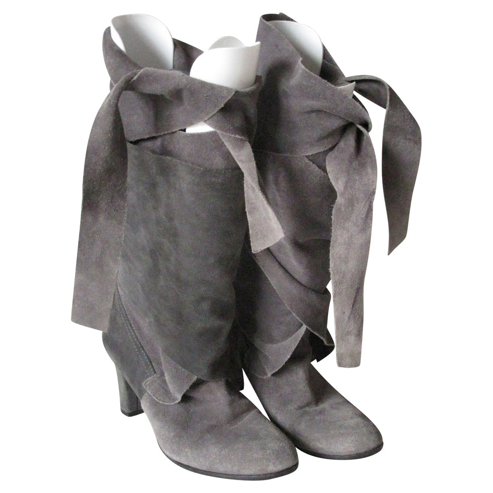 Fred De La Bretoniere Stiefel aus Wildleder in Grau