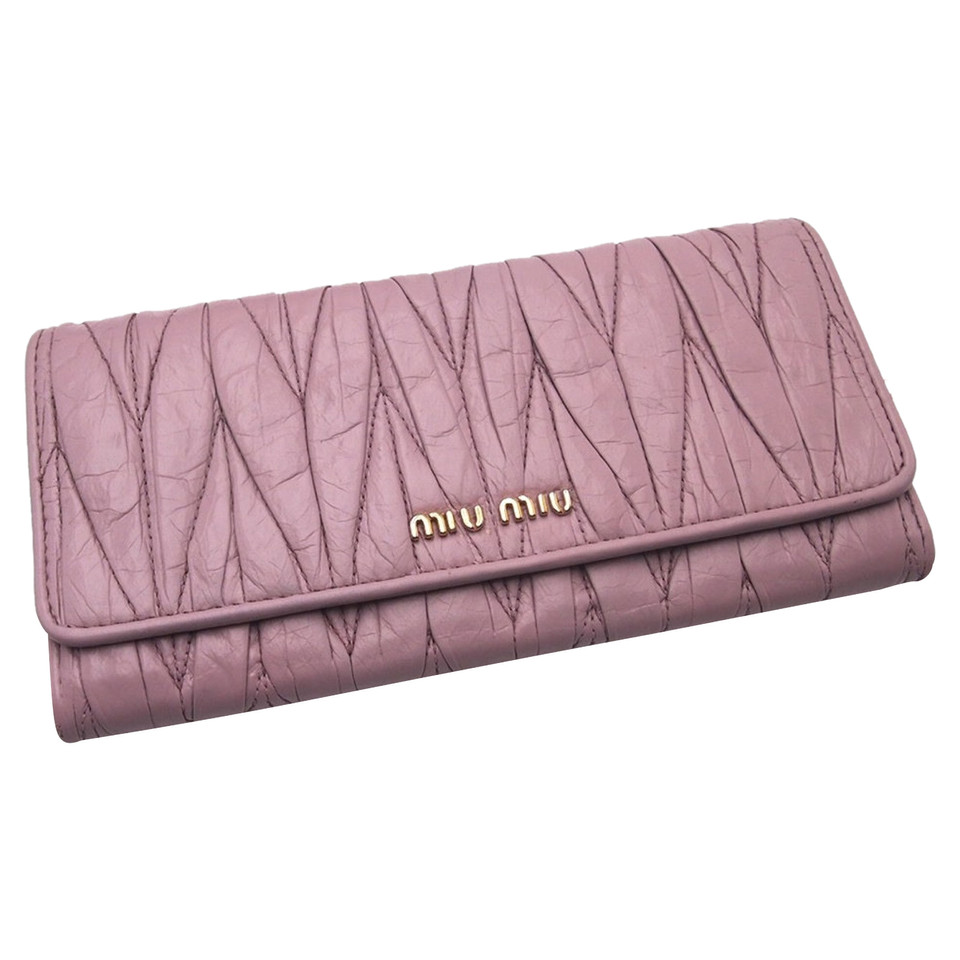 Miu Miu Täschchen/Portemonnaie aus Leder in Rosa / Pink